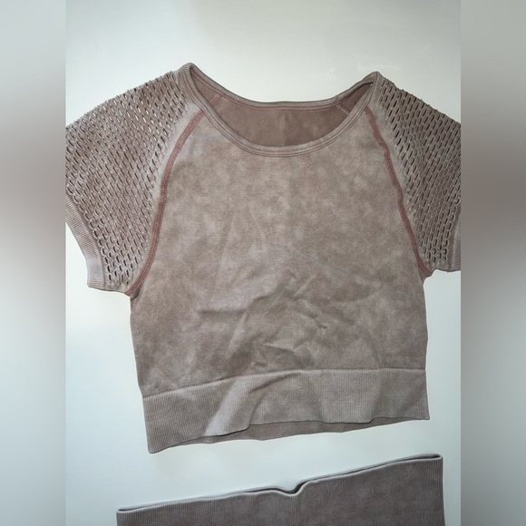 Fashion Nova active biker short set - Picture 3 of 8